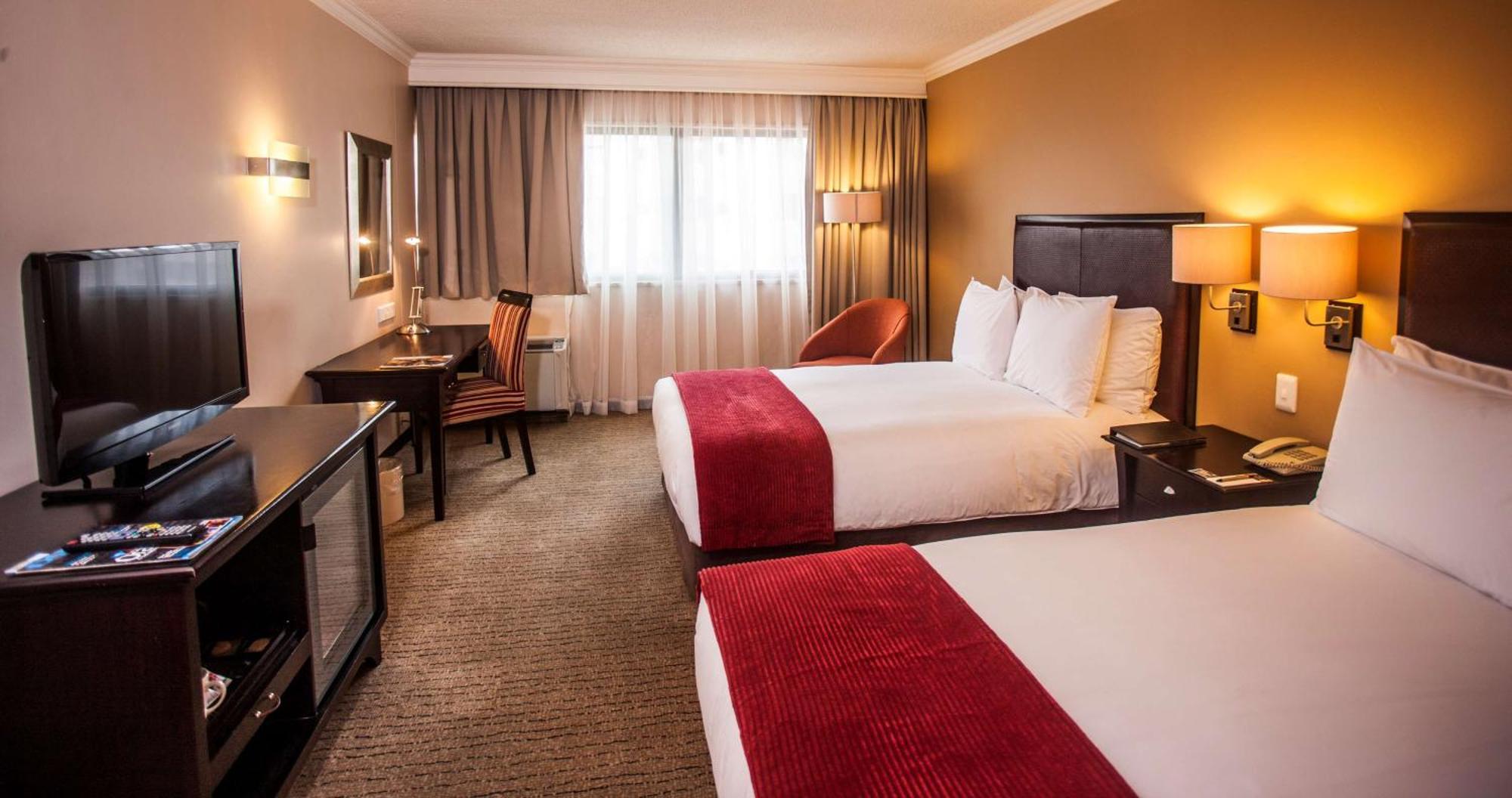 Southern Sun Pretoria Exterior photo