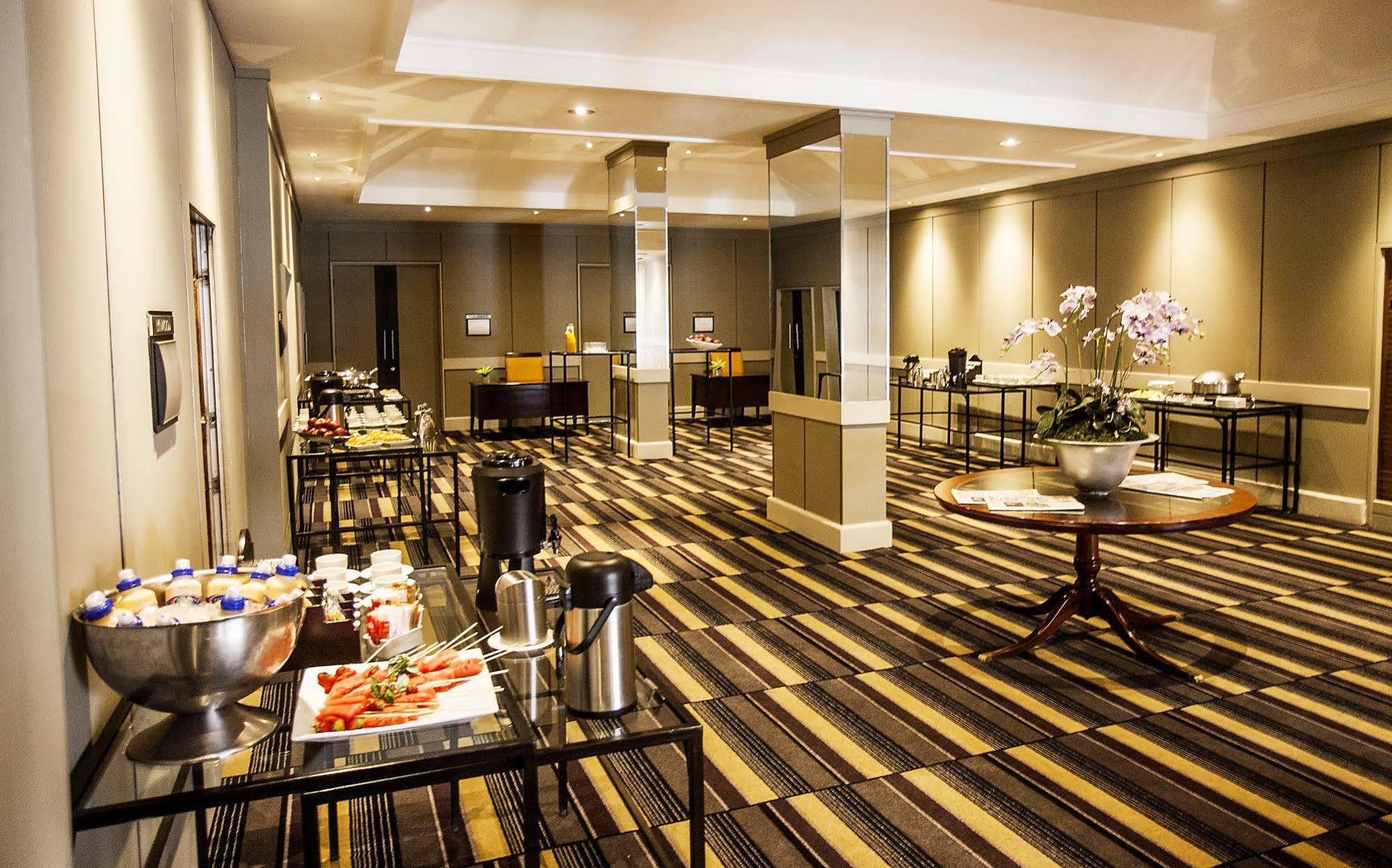 Southern Sun Pretoria Exterior photo